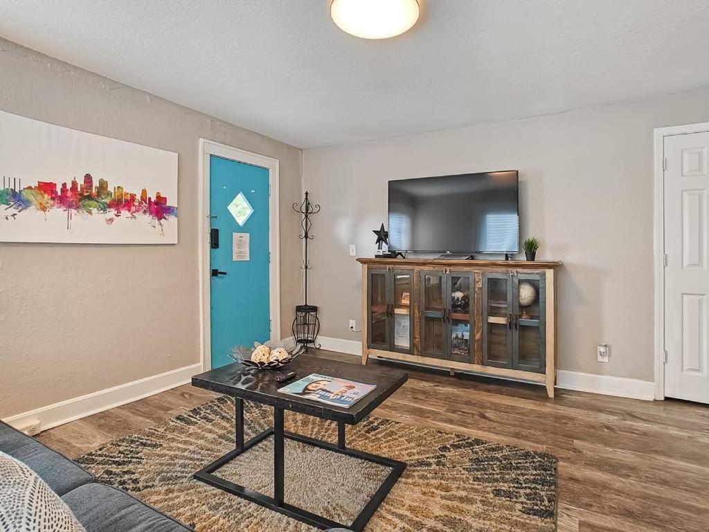 Heart Of Westport 1Br Kansas City Exterior foto